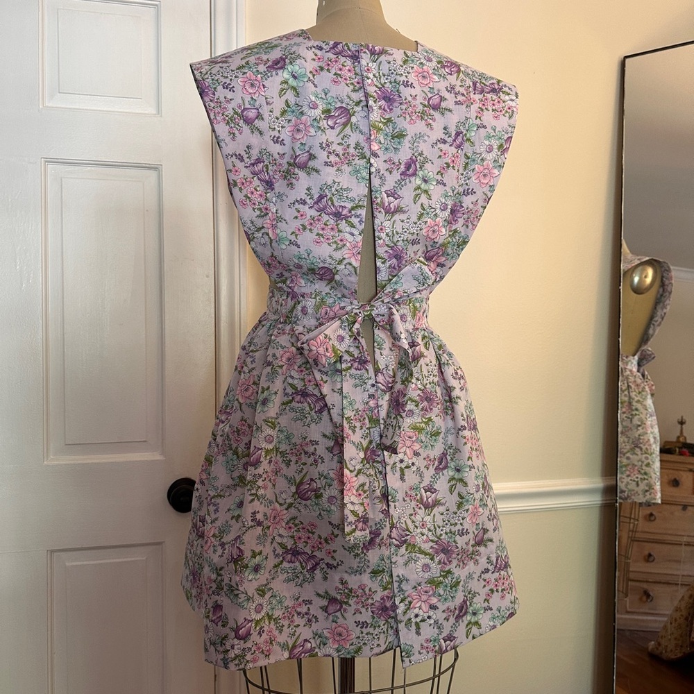 Handmade vintage inspired apron - Picture 2 of 7